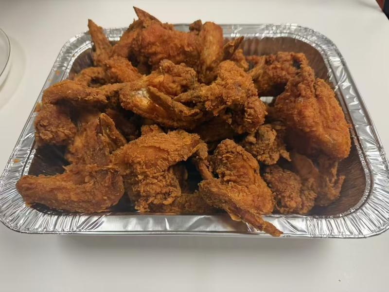 P4. Chicken Wings (30)