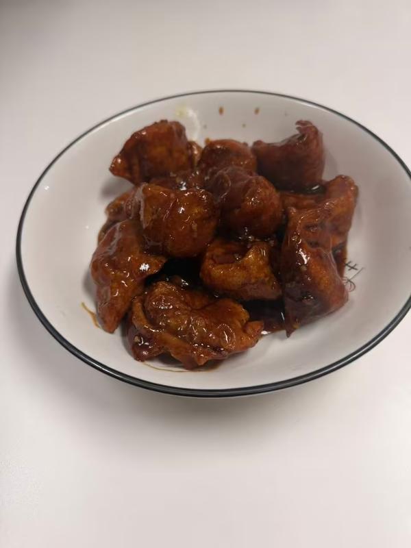 12. Fried Wonton w. Garlic Sauce