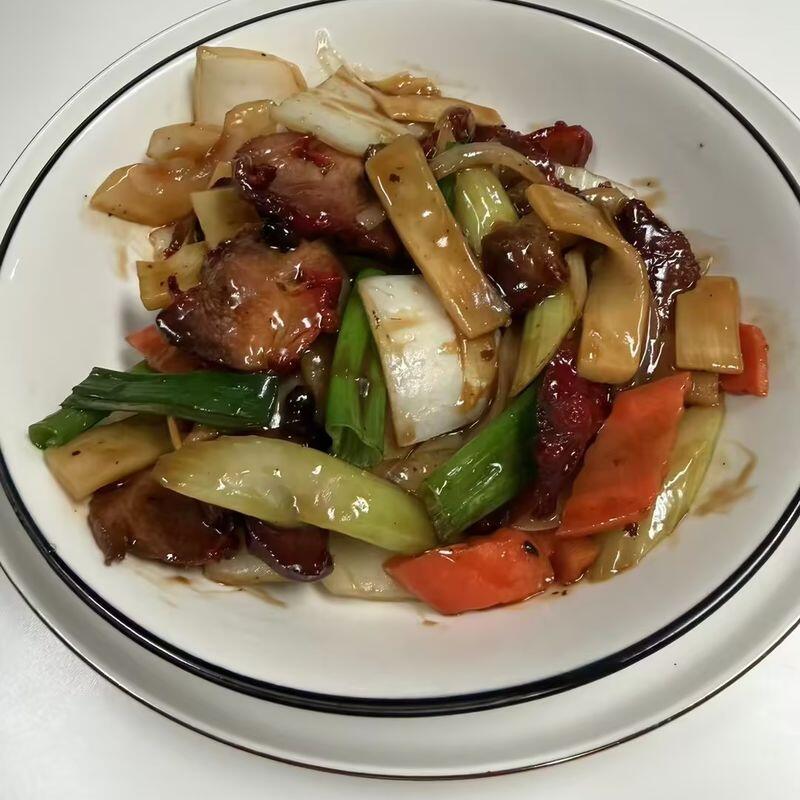 106. Roast Pork w. Black Bean Sauce