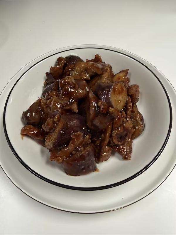 127. Beef & Eggplant w. Garlic Sauce
