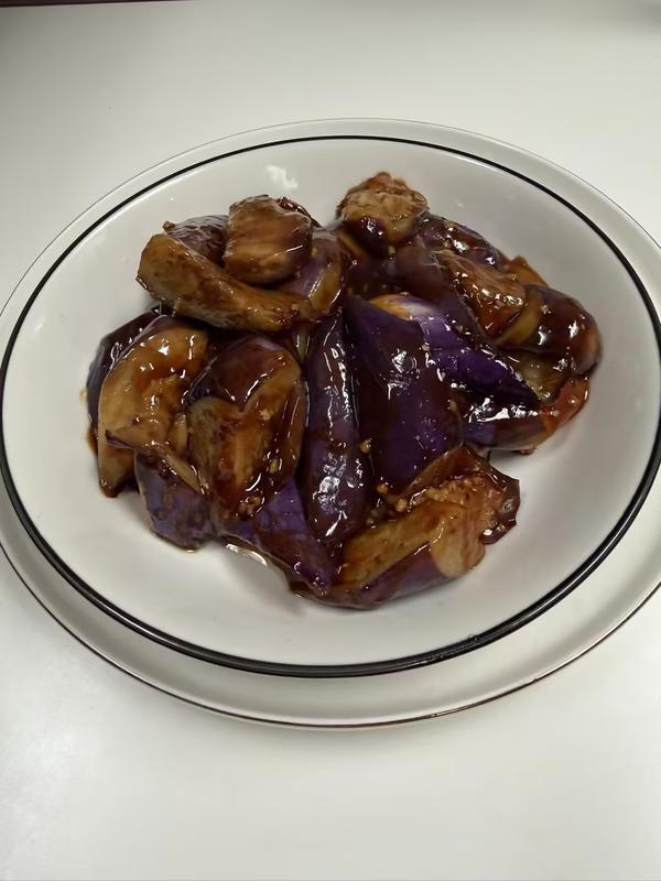 142. Eggplant w. Garlic Sauce