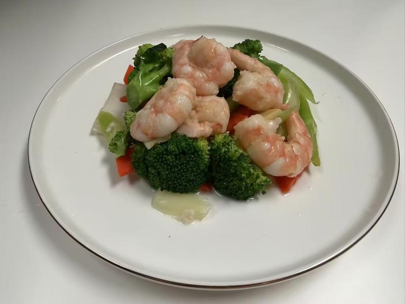 D9. Steam Shrimp w. Mixed Vegetables