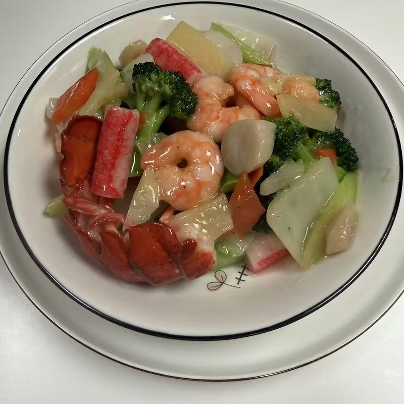 H3. Seafood Delight